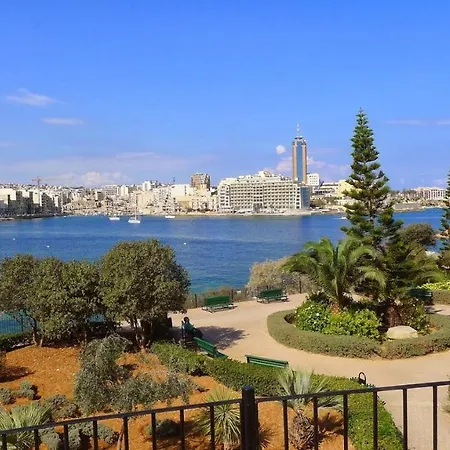 Modern 2br In St Julian's
