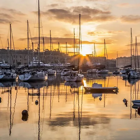 Modern 2br In St Julian's *