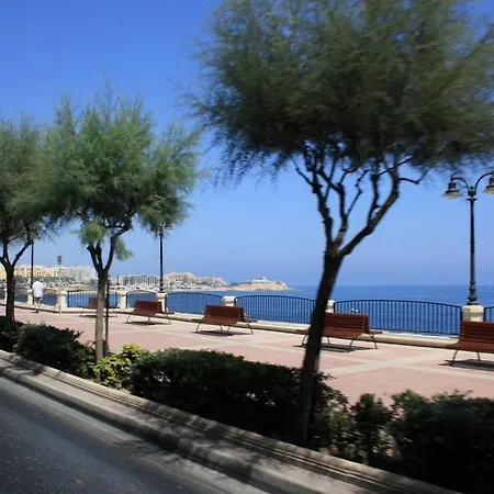 Modern 2br In St Julian's *